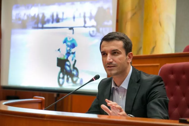 Ta besojë kush të dojë/Veliaj: Ndërtojmë në Tiranë për nevoja strehimi
