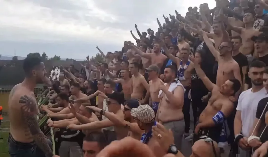 Thirrje "Allahu Ekber" në stadium nga tifozët e Tiranës (Video)