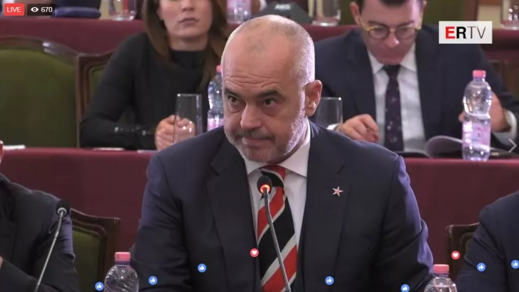 Kam folur dhe s’kam folur!