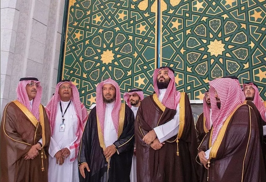 Arabia Saudite njofton ndërprerjen e financimit të xhamive jashtë territorit të vet