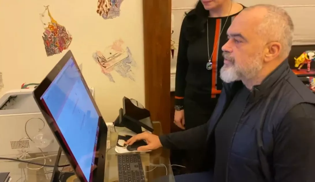 Kryeministrin ndoshta duhet ta informojnë më mirë