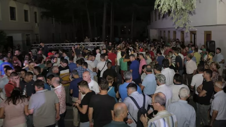 Protesta për Teatrin ka arritur disa fitore