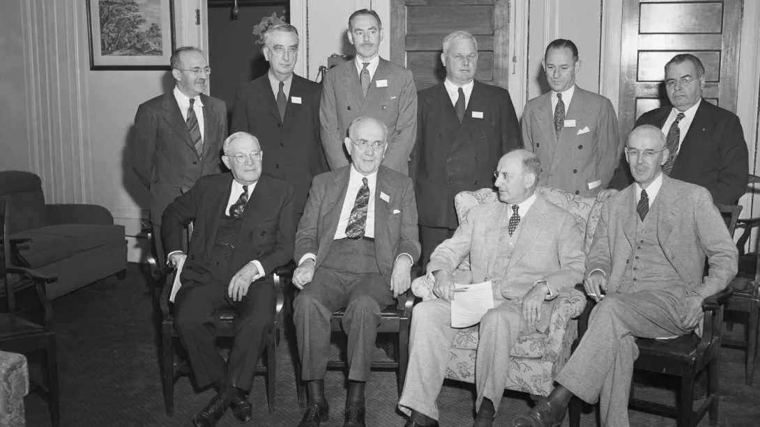 Një moment i ri i Bretton Woods: Kapitalizmi demokratik vs kapitalizmi autokratik*