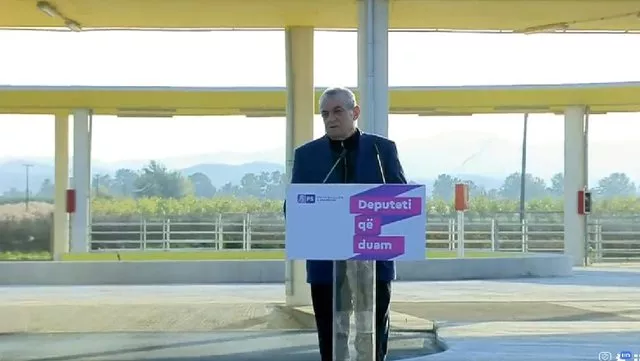 Kujt i flet z. Ruçi dhe PS?