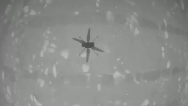 Video/NASA ngre një helikopter mbi sipërfaqen e Marsit