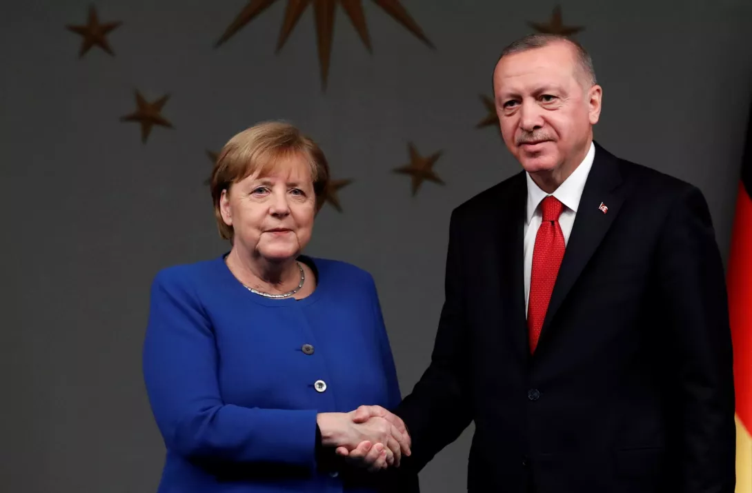 Jashtë BE-së/Gjermania tenton mirëkuptim dypalësh me Turqinë për riunifikimin e Libisë