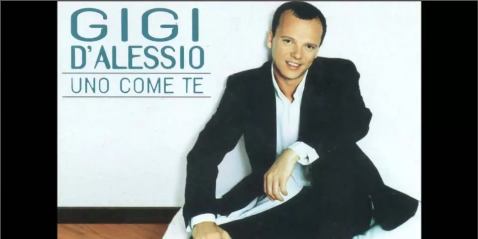 Kënga e Gigi D'Alesio dekonspiroi një lidhje jashtëmartesore në Napoli dhe çon në gjyq Sony-n
