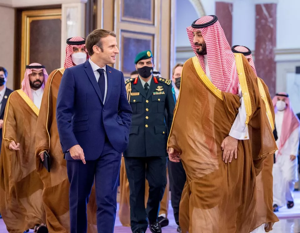 Macron ndërmjetëson mes Libanit dhe shteteve të Gjirit