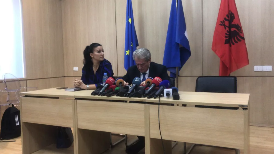 Berisha kthehet në PD për t’i komunikuar Bashës shkarkimin