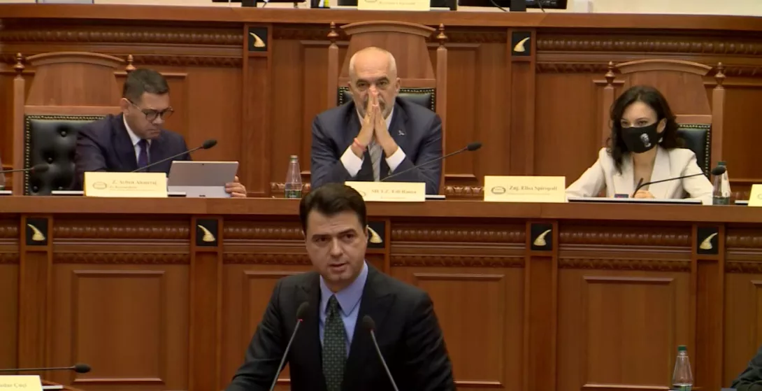 Duhen marrë seriozisht budallallëqet