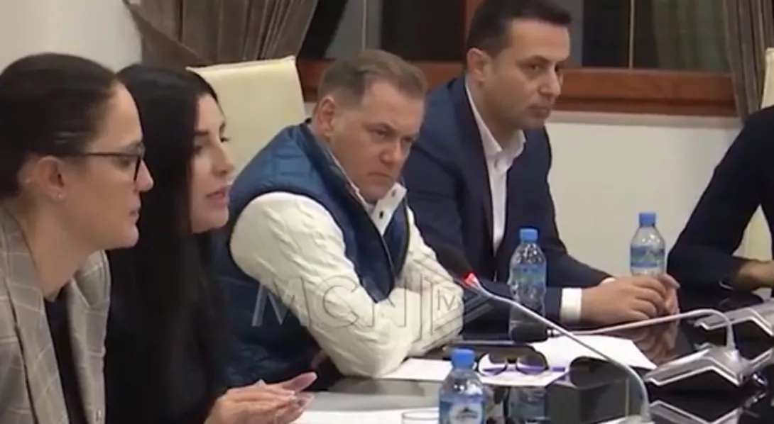 Balluku, ministrja: Ulni çmimet e karburantit, ose do ju djegin!(video)
