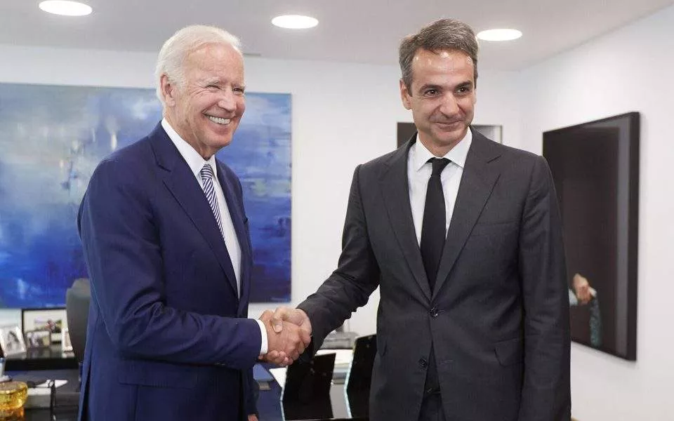 Shtëpia e Bardhë njofton takim Biden-Mitsotakis më 16 maj