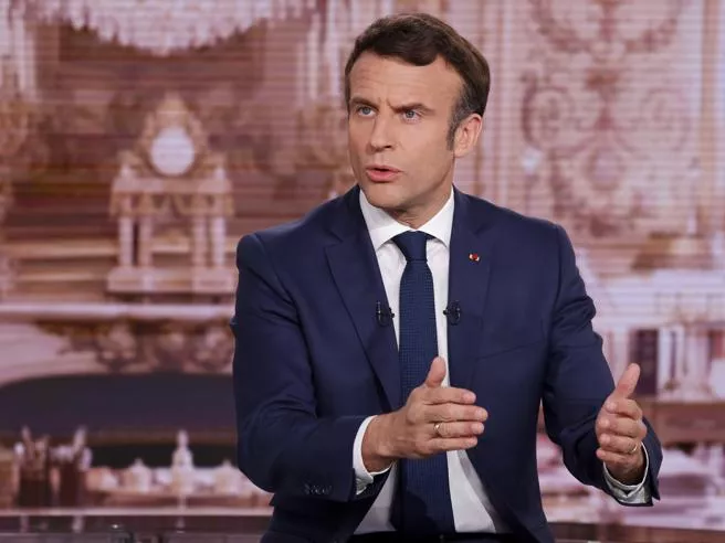 Testi jo aq i lehtë i presidentit të elitave përballë francezëve të provincës