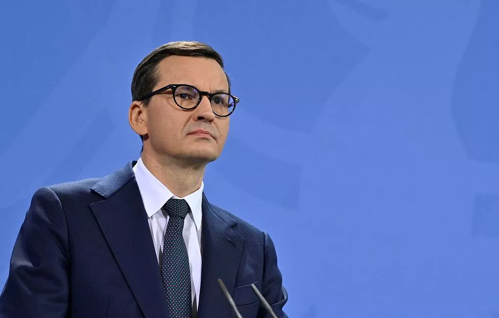 Polonia kërkon sanksione për 2 milionë anëtarë të partisë së Putinit