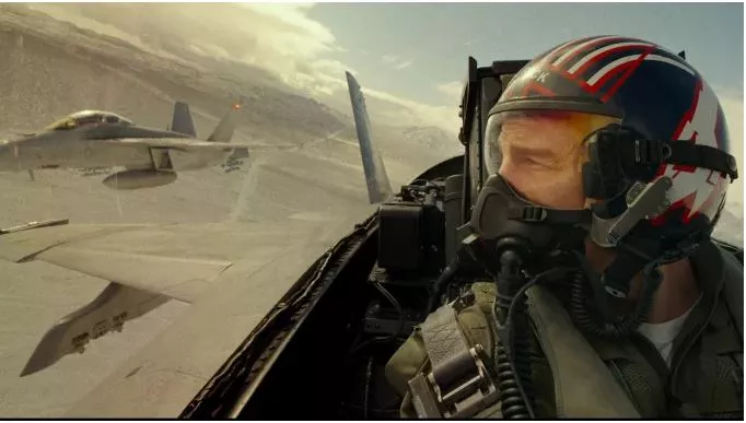 Top-Gun: Maverick, një hero në skenë