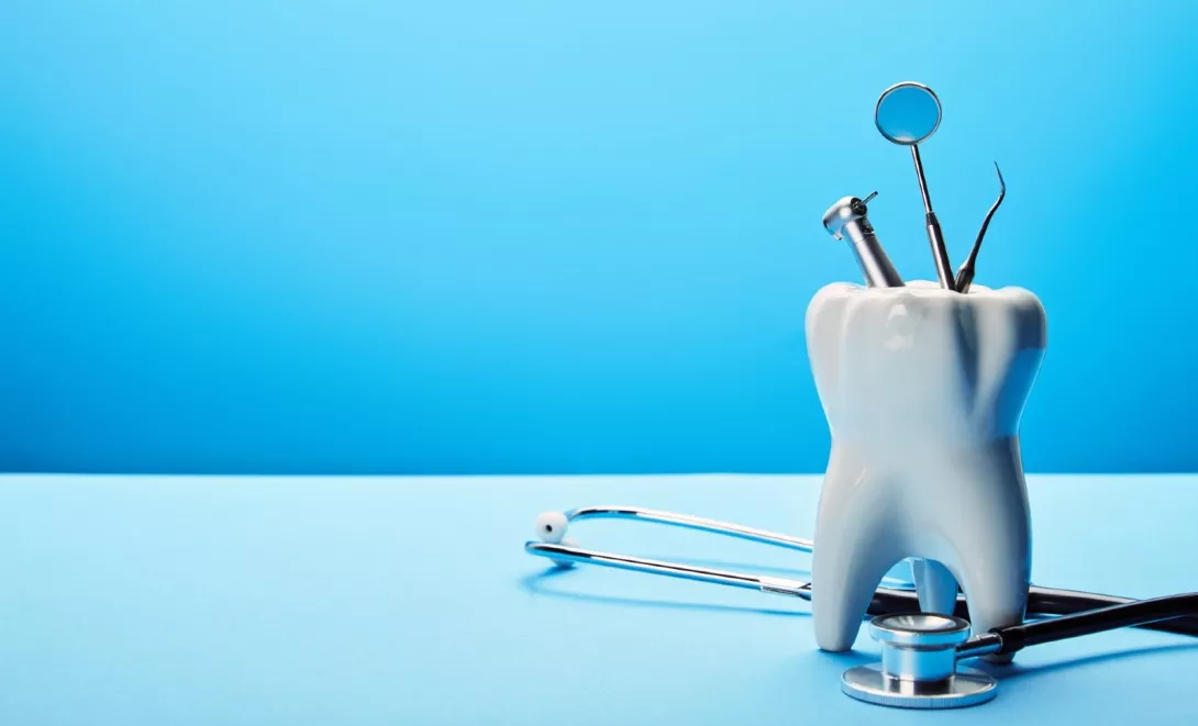 OBSH: Mbulim universal për kujdesin dentar. Problemet prekin 2 miliardë njerëz