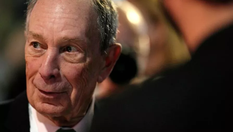 Bloomberg synon blerjen e Dow Jones dhe Washington Post