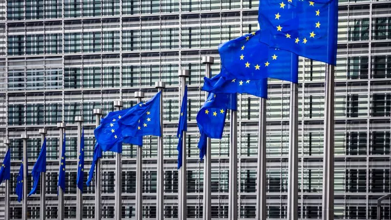Mënyrë e re për të luftuar korrupsionin europian: burokratë anonimë 