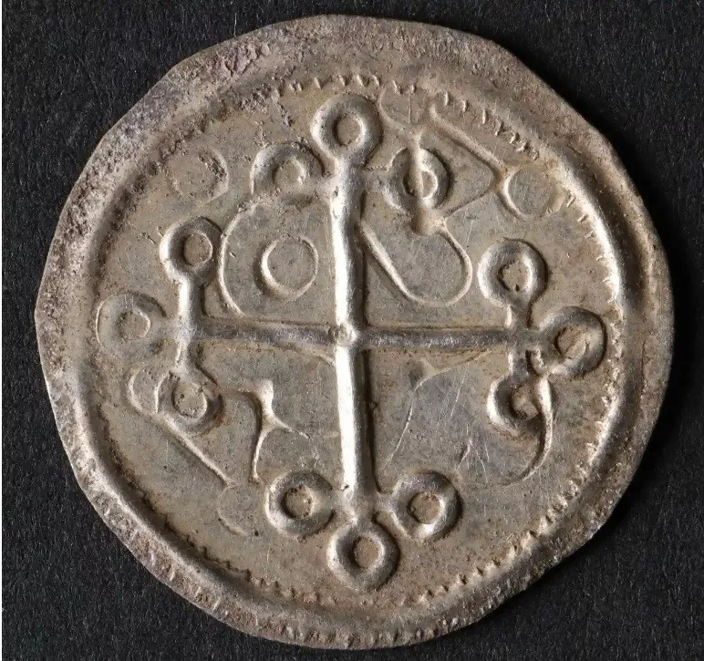 Monedha 1000-vjeçare të vikingëve zbulohen në Danimarkë