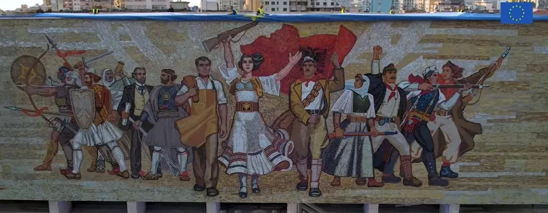 Mozaiku, poemë me ngjyra e Shqipërisë