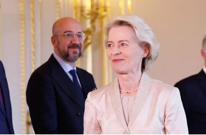 Mitsotakis, "arma" e Charles Michel për të likujduar von der Leyen