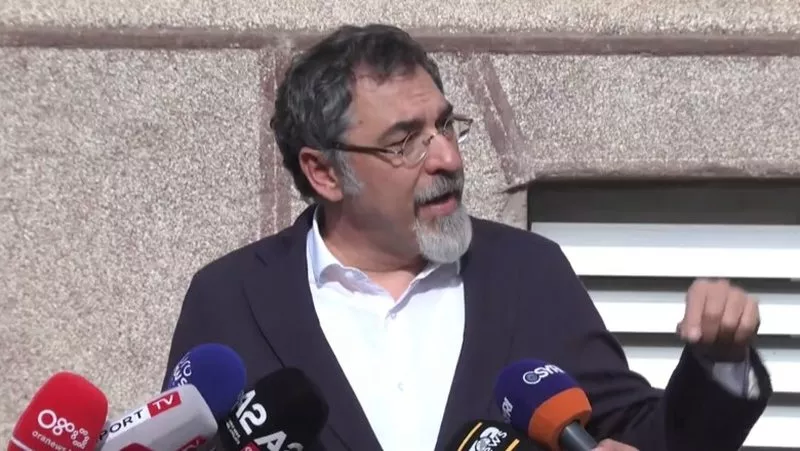 Ka mbështetjen absolute të PS-së. Veliaj nderon çdo socialist dhe çdo tirons