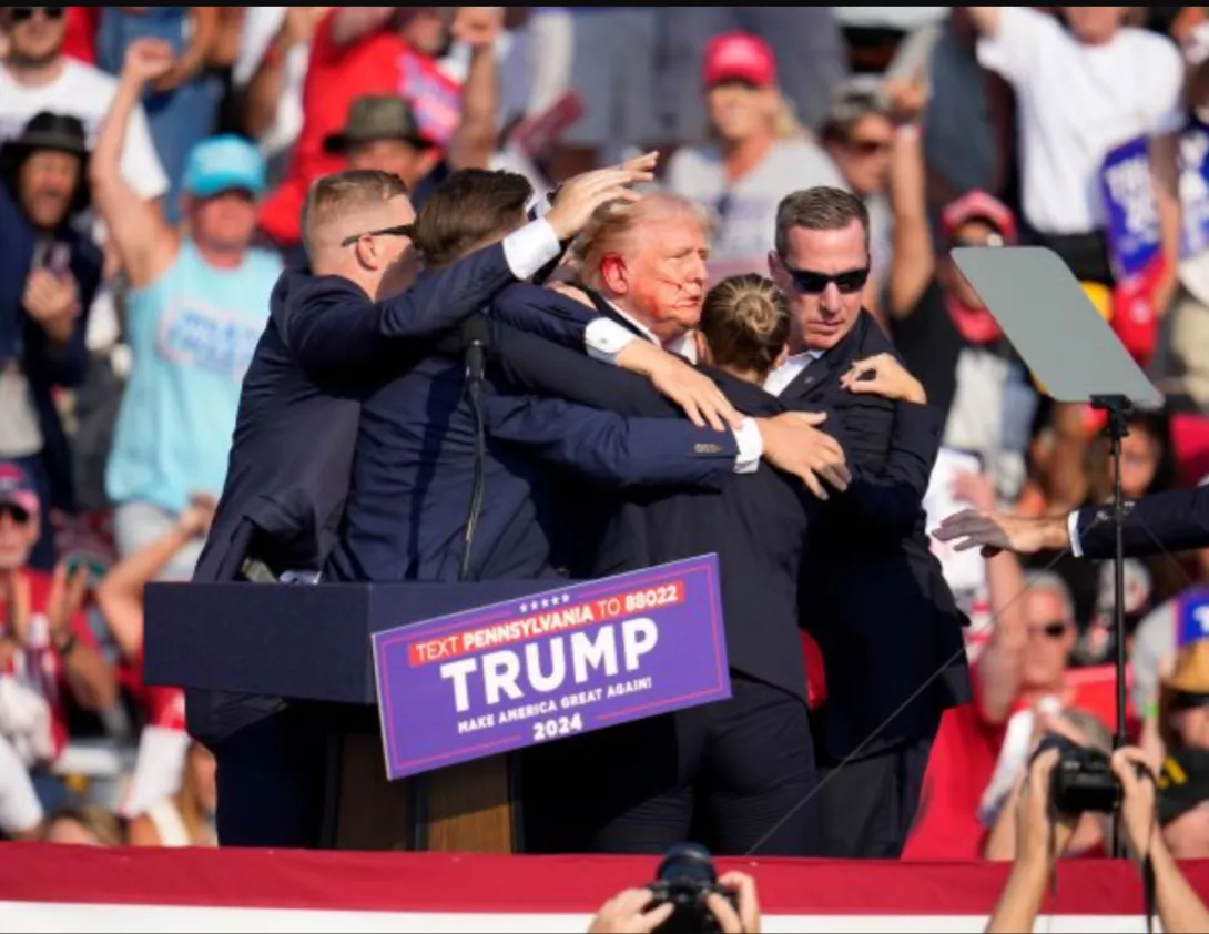 Qëllohet me armë Donald Trump