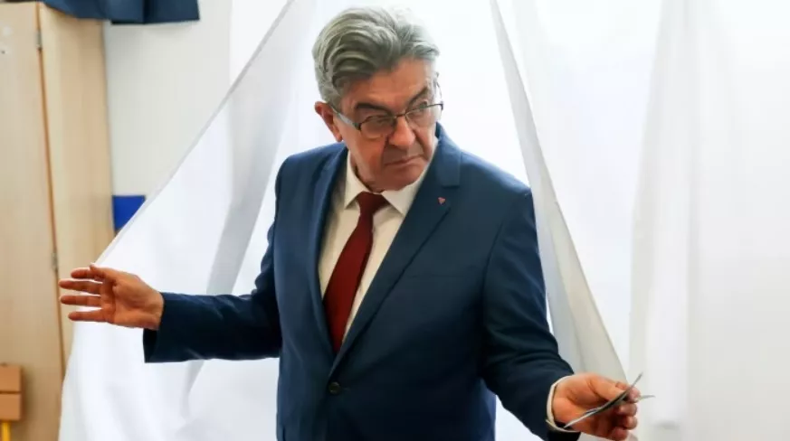Aleanca e të majtëve i ndal vrullin ekstremit të djathtë në Francë