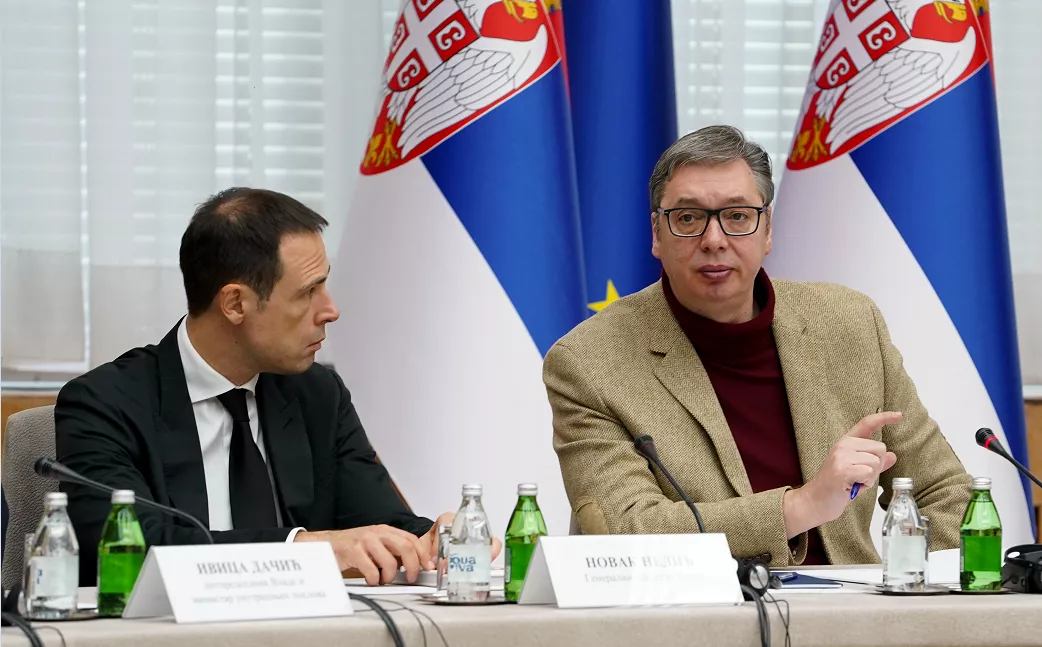 Përtej Rusisë/Vuçiç konfirmon sanksionet ndaj kompanisë serbe NIS