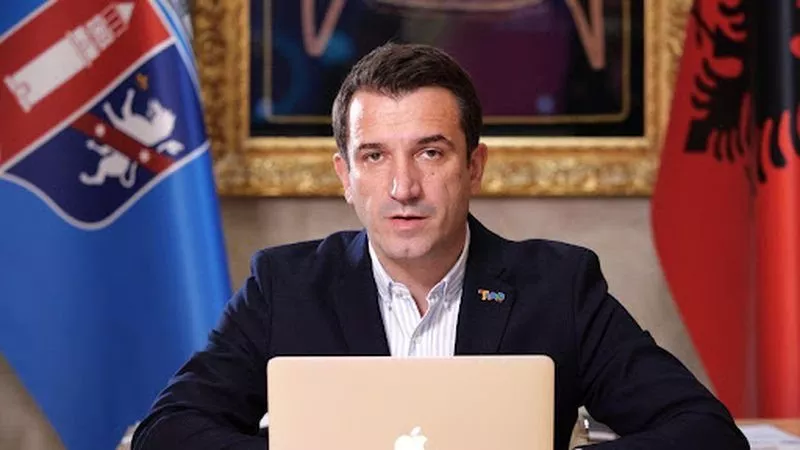 Publikoni përgjimet se aty është Veliaj i vërtetë!