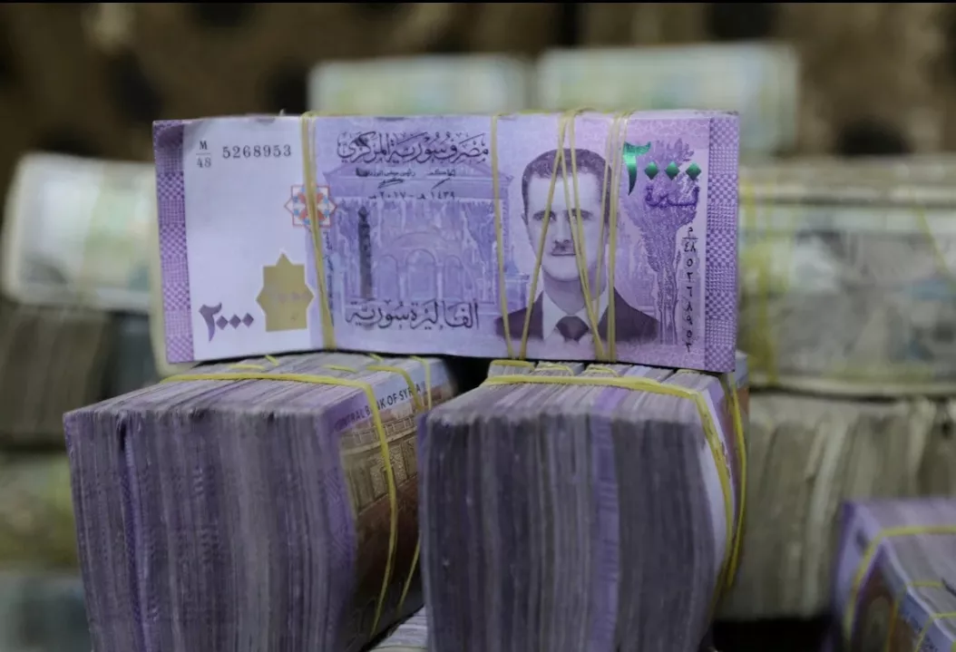 Siria nxjerr jashtë loje Rusinë, printon monedhën në Emiratet e Bashkuara dhe Gjermani