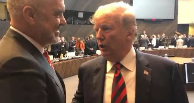 Rama korrigjon talljen/Ishulli i Sazanit do quhet ishulli "Donald Trump"