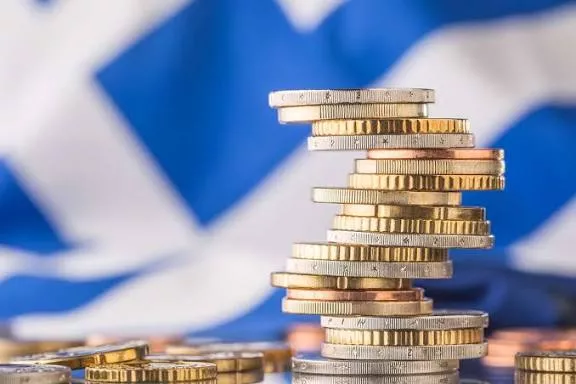Greqia shlyen 5.3 miliardë euro borxh, 16 vjet para afatit