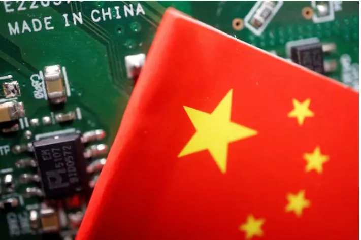 Kina ndërton prototipin që rivalizon Perëndimin në çipat e AI