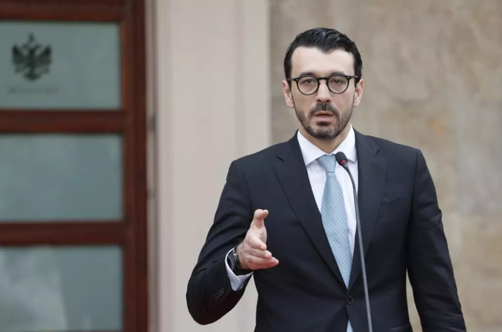 Çmimi i naftës rritet në mënyrë spekullative. Importuesit propozojnë amendim ligjor, ministri i pafuqishëm