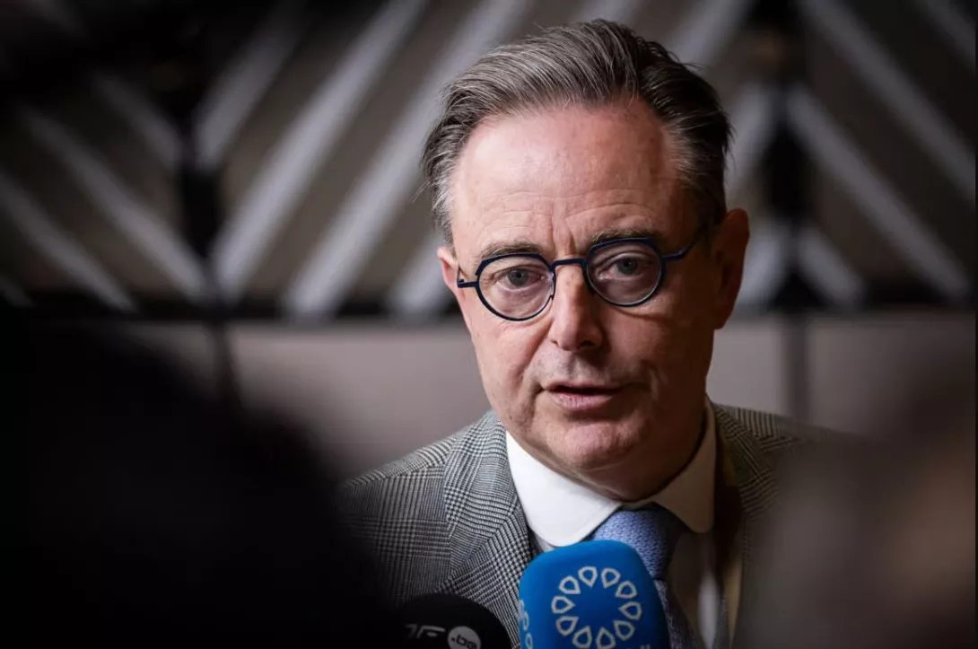 Kryeministri belg: Negociata me Rusinë për t’i dhënë fund luftës në Ukrainë
